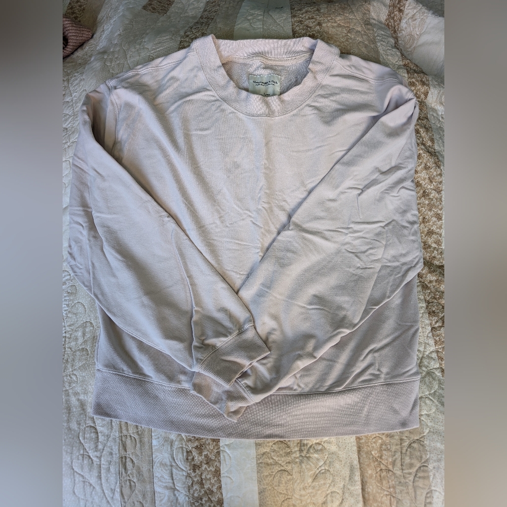 Size Large Abercrombie & Fitch soft AF gray sweatshirt